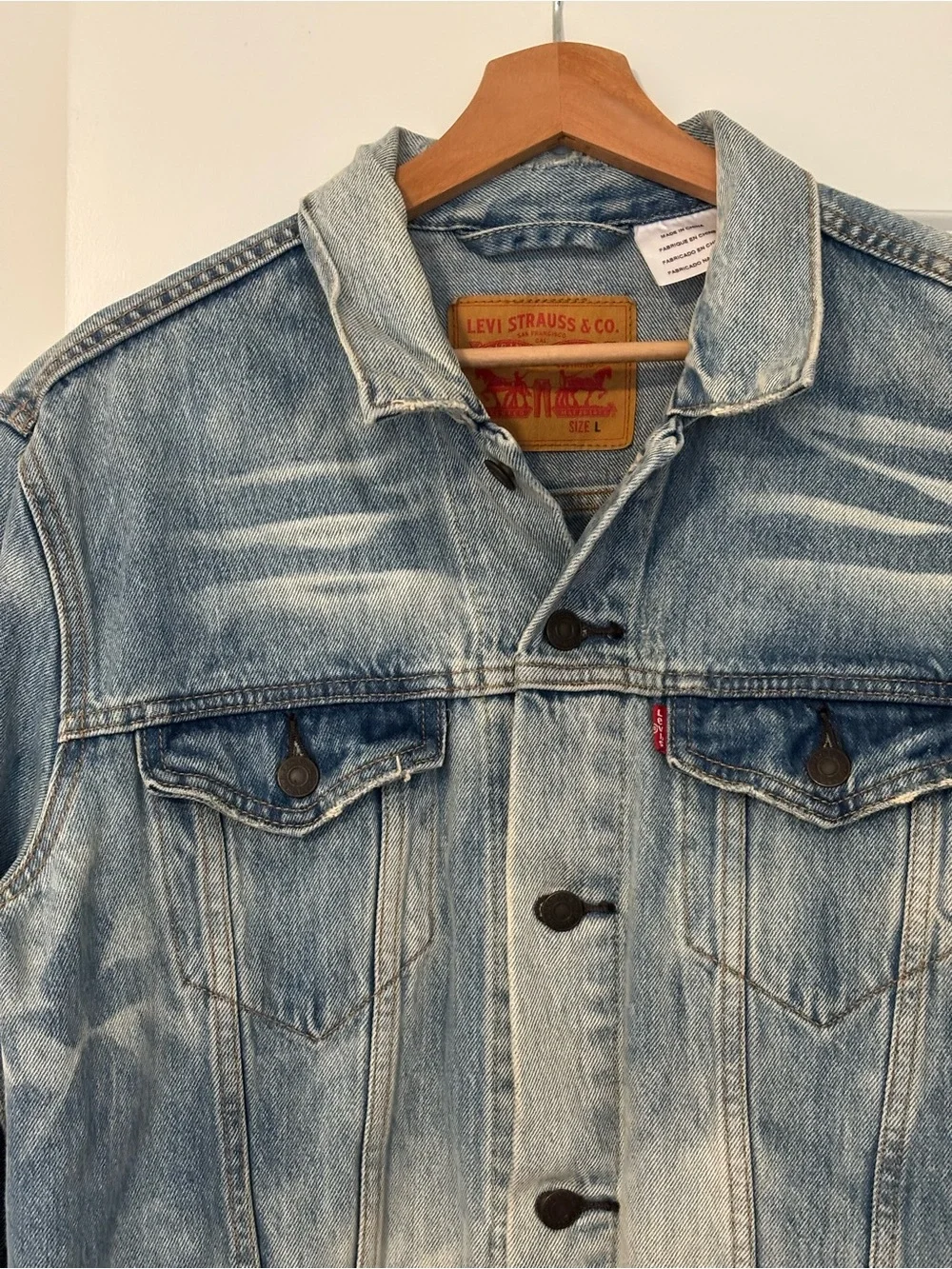 Levi's Light Blue Denim Jacket - Picture 6 of 10
